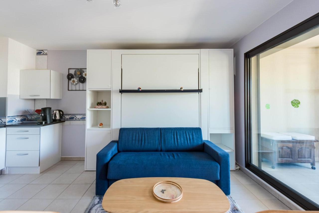Beau Studio Veranda A Deux Pas De La Mer - Parking Inclus Juan-les-Pins Exteriör bild